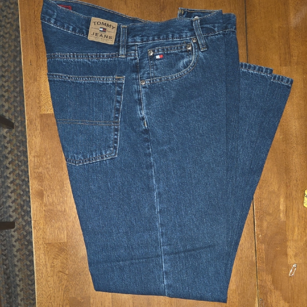 Tommy Hilfiger Men's Classic Blue Jeans